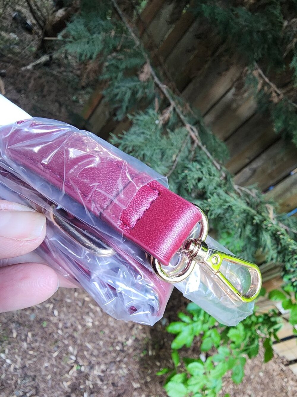 *NWT* Badgley Mischka Burgandy Purse - crossbody or top handle - Picture 6 of 16